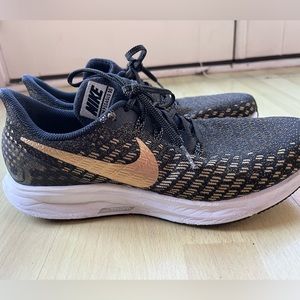 Nike womens shoes